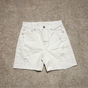 American Eagle Highest Rise Baggy Straight White Denim Shorts size 2
